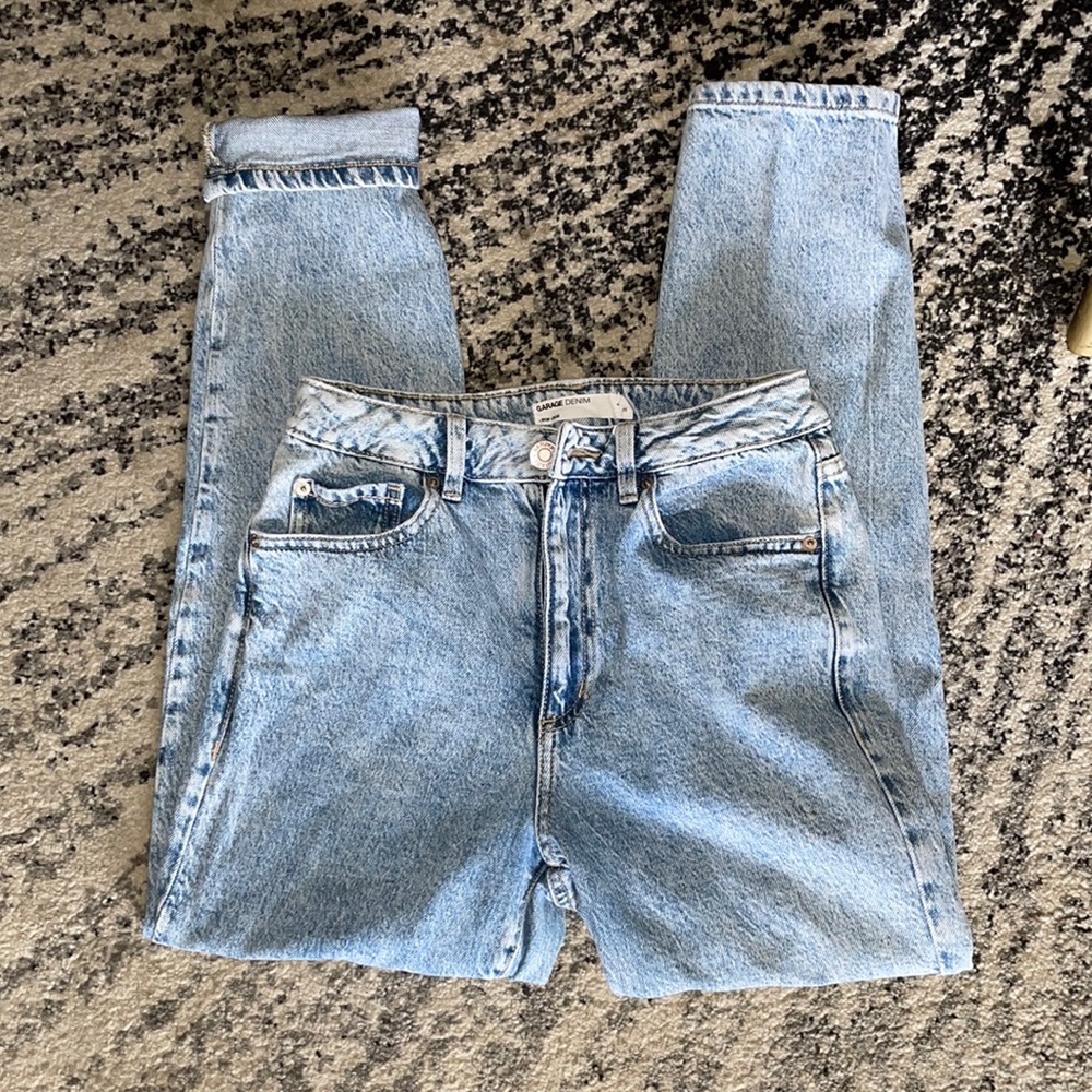 Garage Jeans Mom style